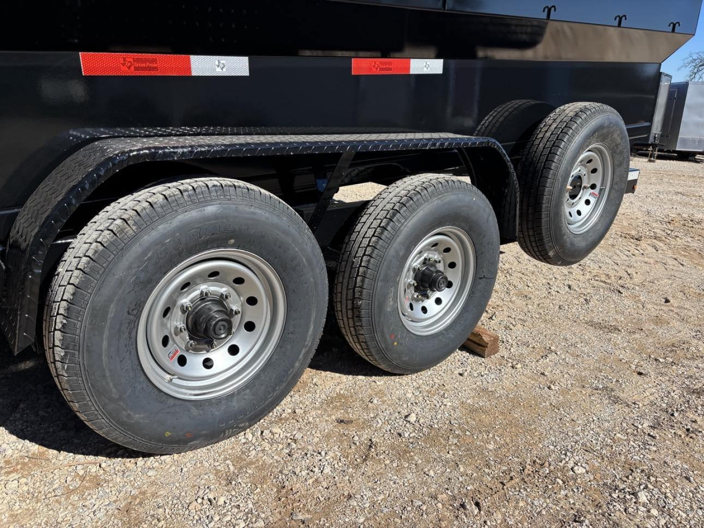 New 2025 Texas Pride Trailers DT71416KBP Dump Trailer