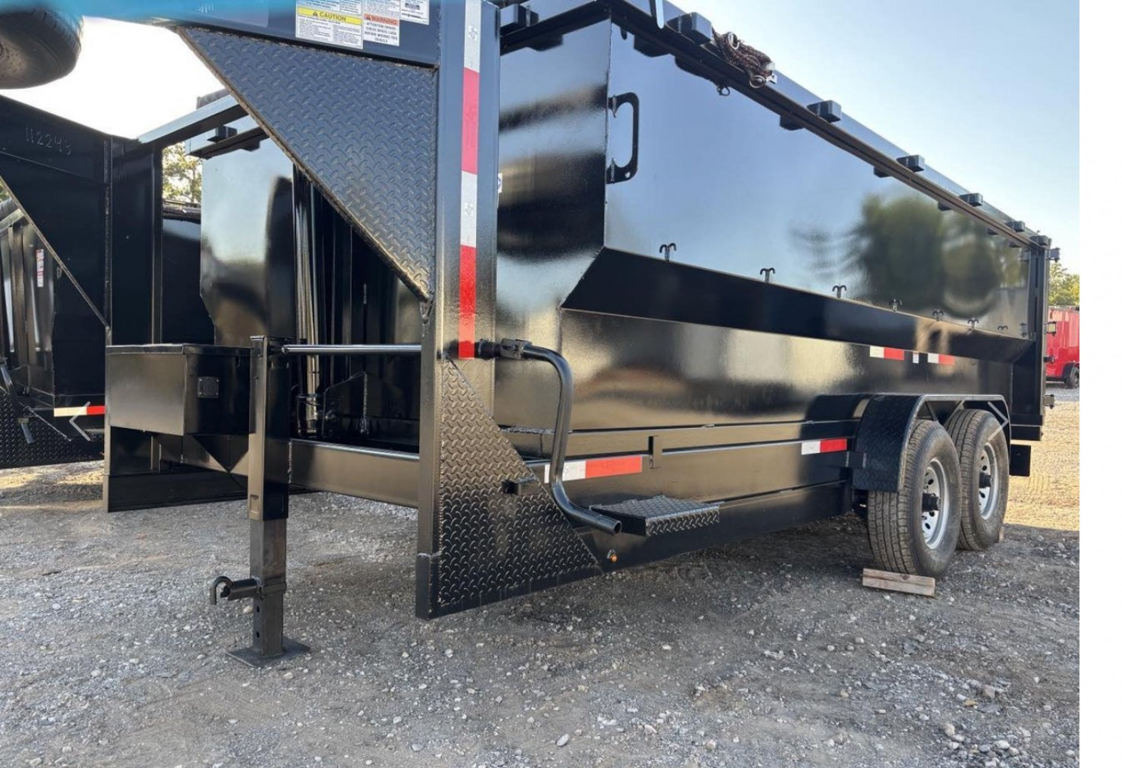 New 2025 Texas Pride Trailers Gooseneck 7x16x4ft sidewalls 8K axles Dump Trailer