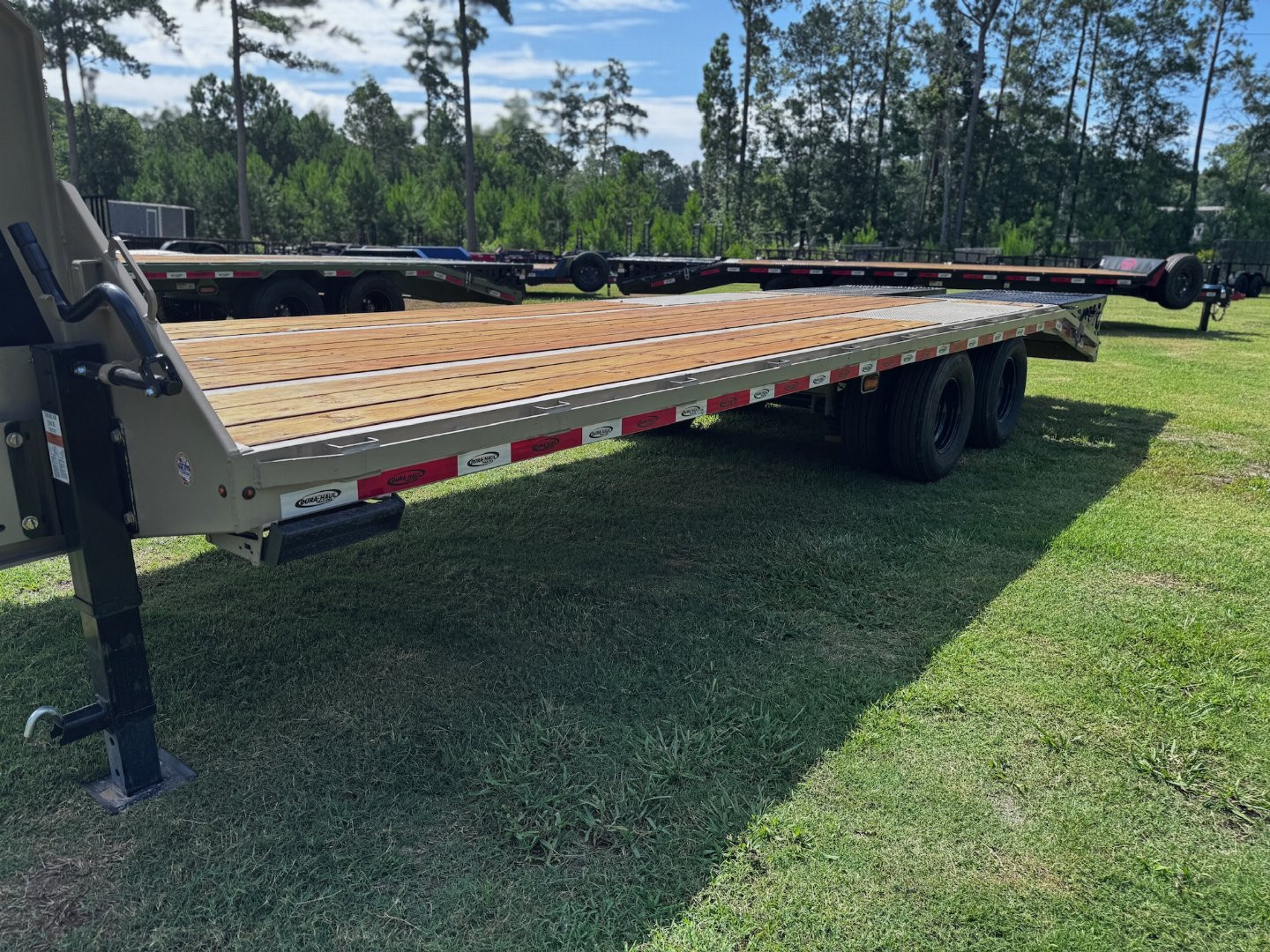 New 2025 Dura-Haul 8X25 (20+5) 12-TON DECKOVER GN