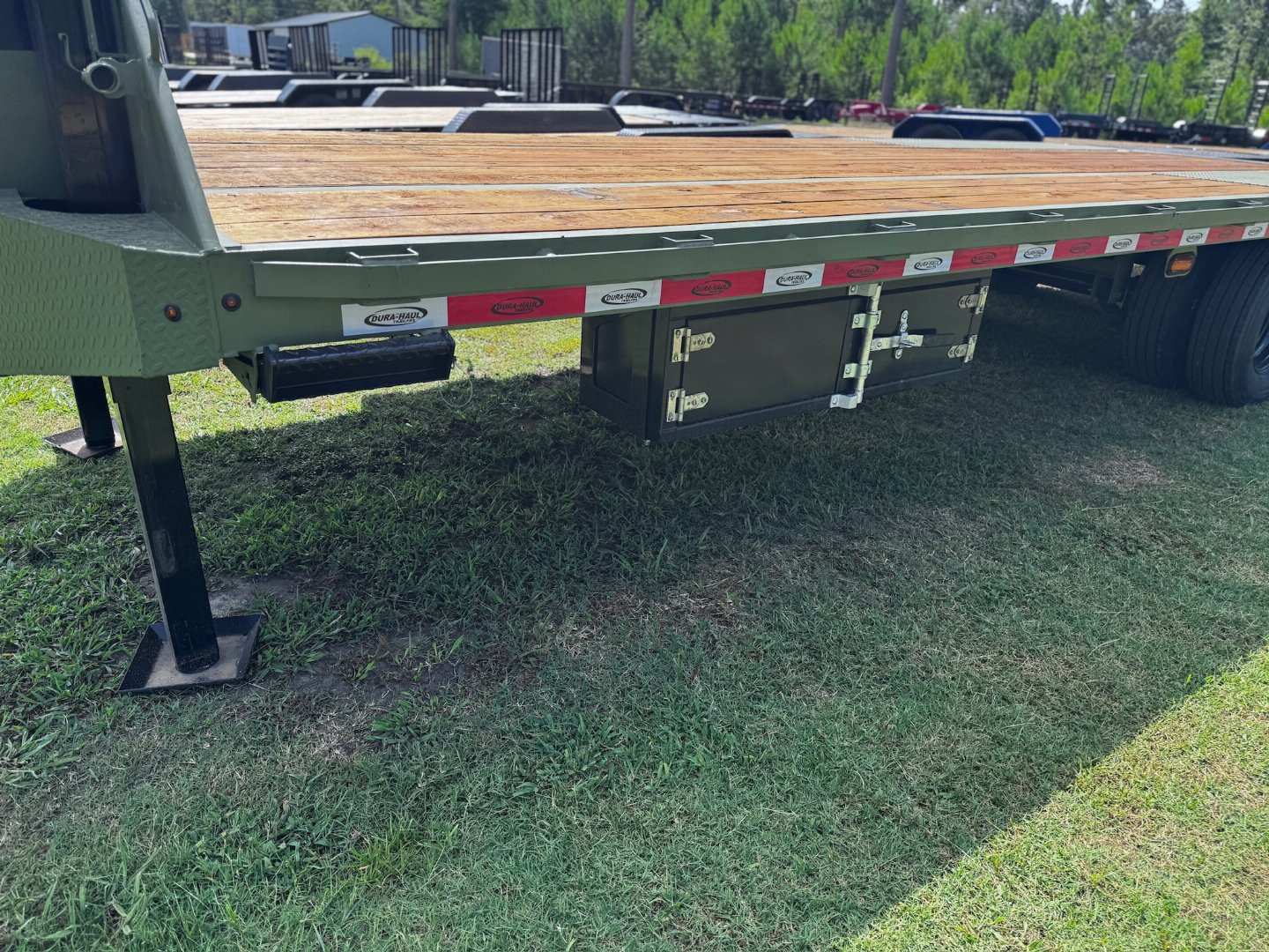 New 2025 Dura-Haul 8X25 (20+5) 12-TON DECKOVER GN