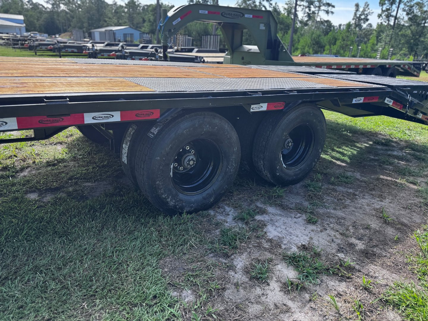 New 2025 Dura-Haul Deckover GN (102x25+5) 30' 12 Ton Deckover Trailer