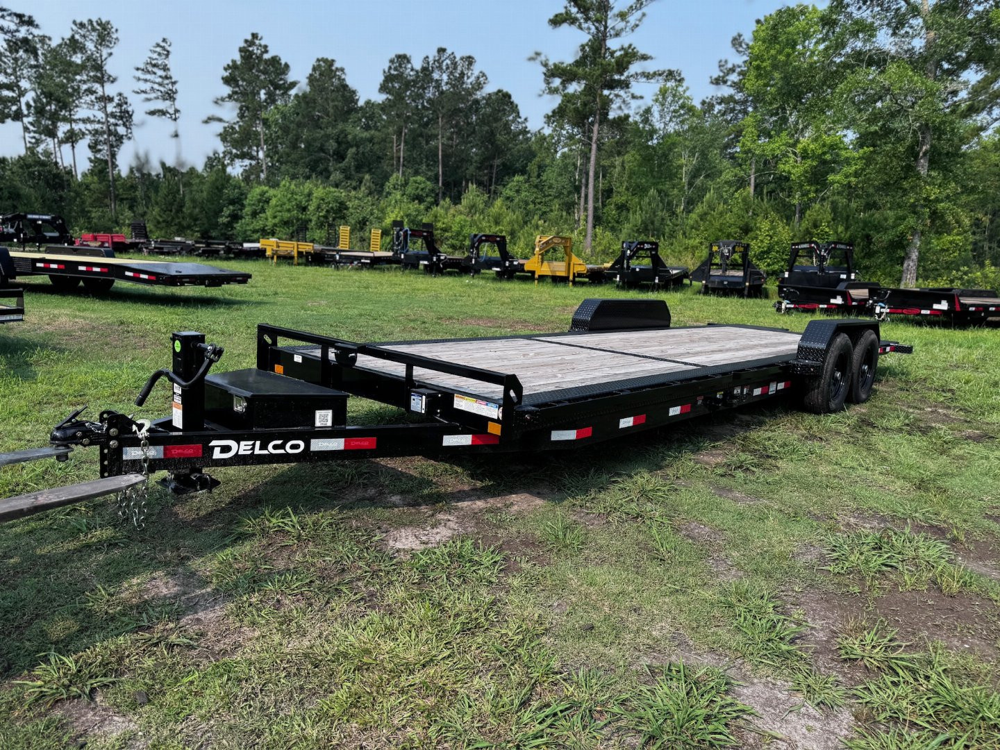 New Delco 14K BUMPER TILT 83" X 24' 8' Stationary Deck