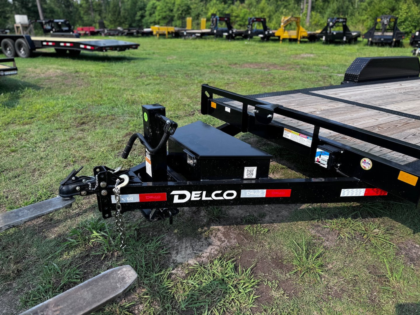 New Delco 14K Bumper Tilt 83" X 20' Wide W 4' Stationary Deck