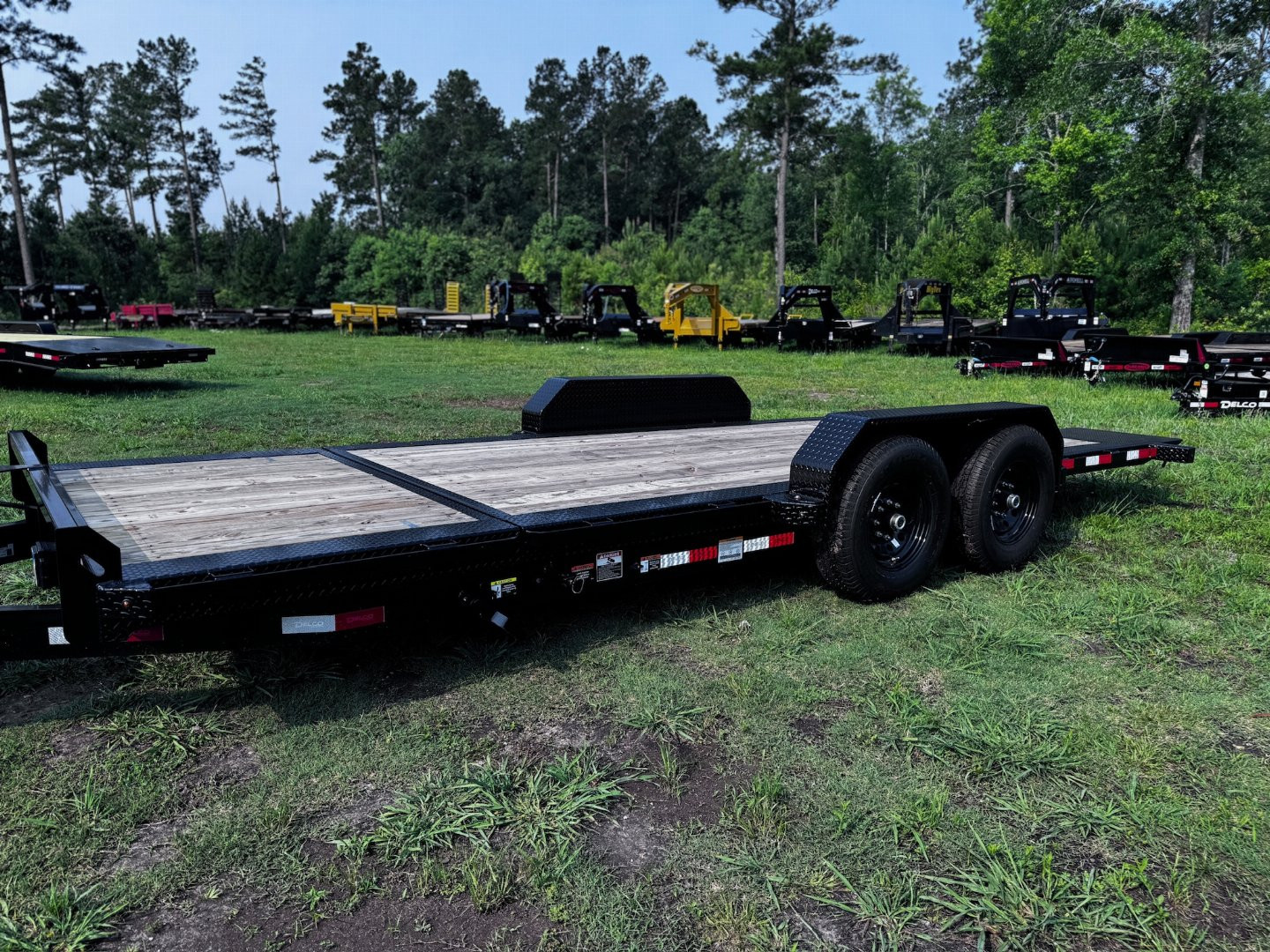 New Delco 14K Bumper Tilt 83" X 20' Wide W 4' Stationary Deck