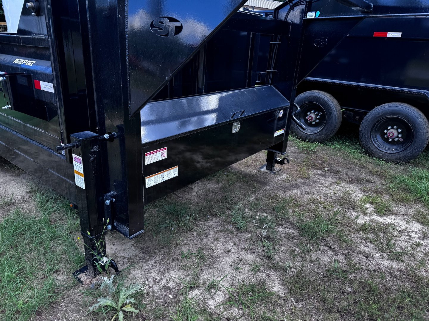 New 2024 Sure-Trac 7x16 Low Profile Gooseneck 14K Dump Trailer