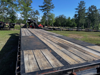 Used Big Tex Trailers 22GN-28BK+5mr Equipment Trailer