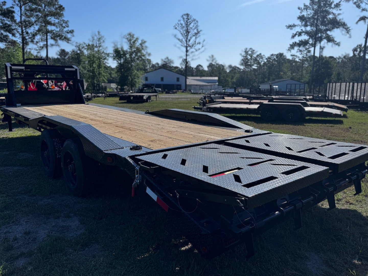 New 2025 Iron Bull 102X26 22,000 lb Super Single 10T Gooseneck Equipment Trailer