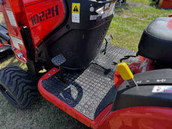 New 2025 Bad Boy 1022H with loader