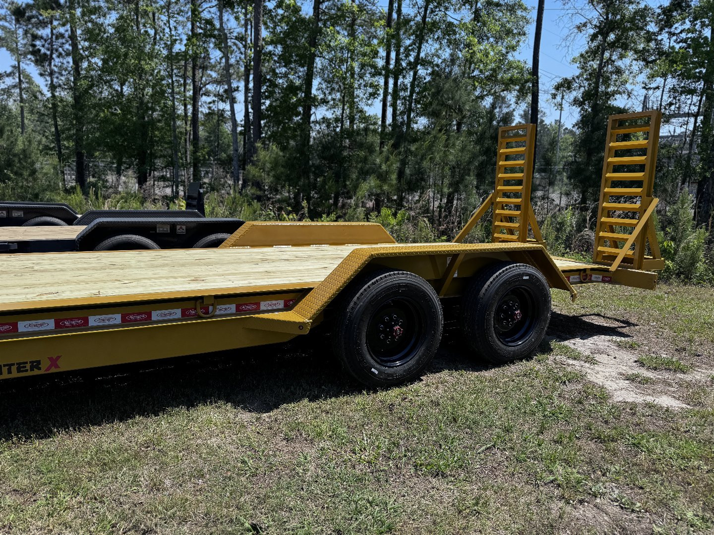 New 2025 Econoline Loader-Toter X 7"x22' 20K Equipment Trailer