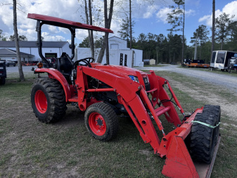 Used Kubota L3301 Tractor