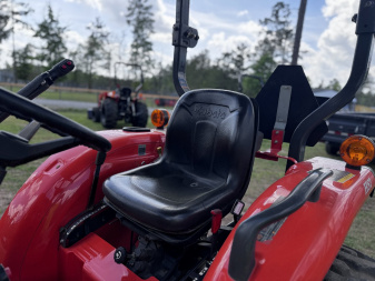 Used Kubota L3301 Tractor