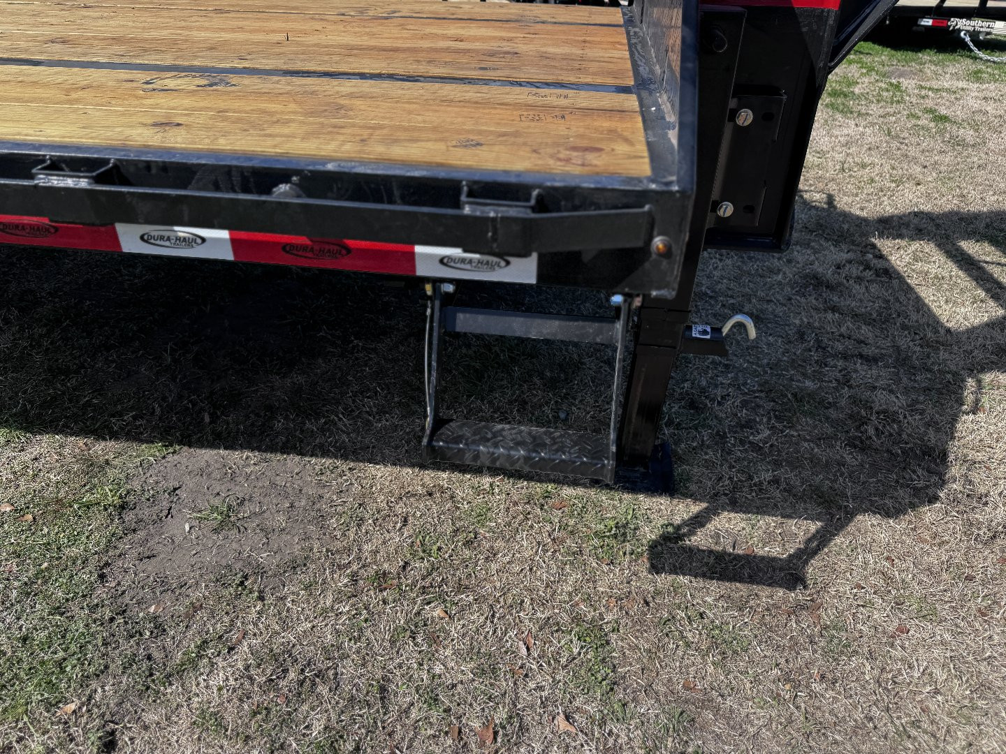 New 2025 Dura-Haul DOGN 8X30 DR 10K Gooseneck Deckover Trailer