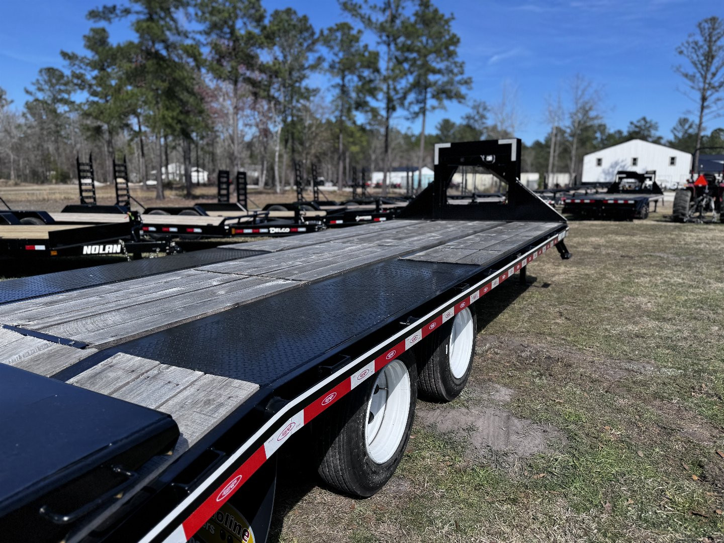 New 2025 Econoline 10-Ton 26FT Gooseneck Deckover Trailer