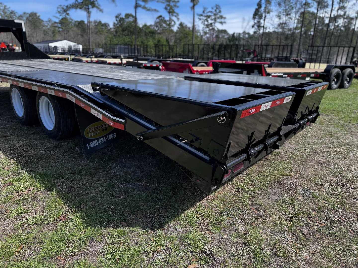 New 2025 Econoline 10-Ton 26FT Gooseneck Deckover Trailer