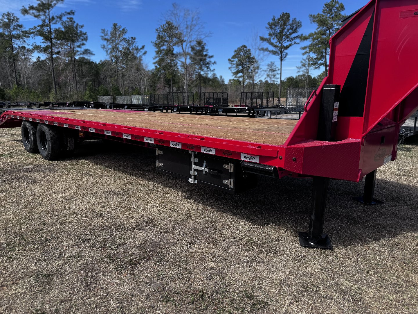 New 2025 Dura-Haul DOGN 8X30 24K Gooseneck Deckover Trailer