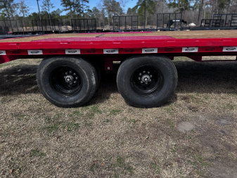 New 2025 Dura-Haul DOGN 8X30 24K Gooseneck Deckover Trailer
