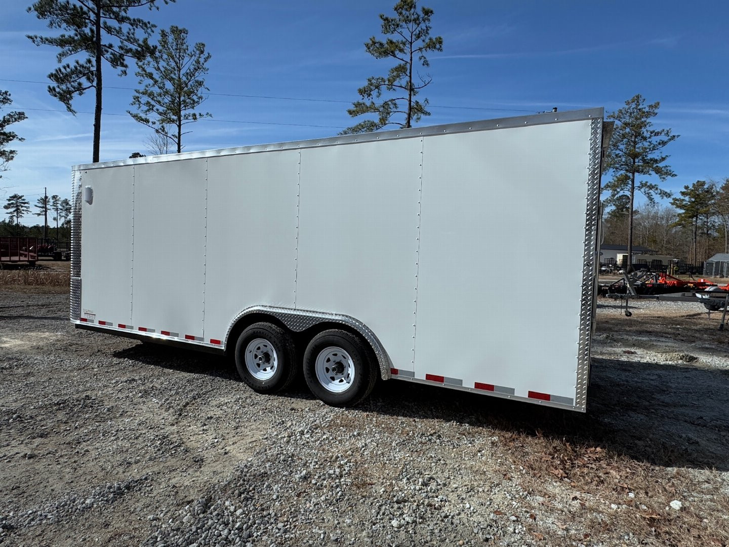 New 2025 Arising 8.5x20 Dual Axel V-Nose Cargo / Enclosed Trailer