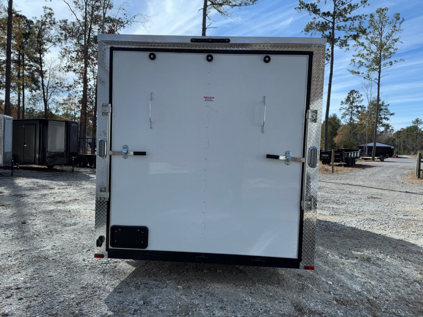 New 2025 Arising 7x16 Dual Axel V-Nose Cargo / Enclosed Trailer