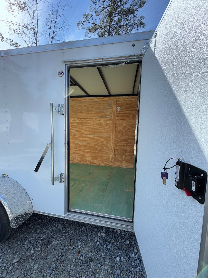 New 2024 ARISING 6 X 10 Cargo / Enclosed Trailer