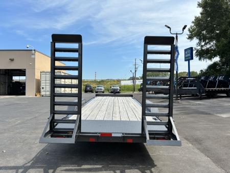 New 2025 Diamond C Trailers HEQ207 Equipment Trailer