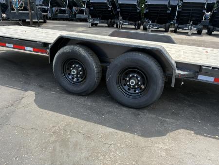 New 2025 Diamond C Trailers HEQ207 Equipment Trailer
