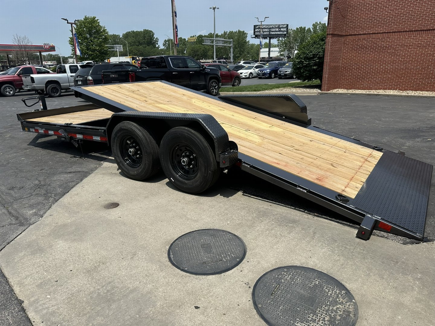 New 2025 Baseline 82"x22' Tilt Trailer