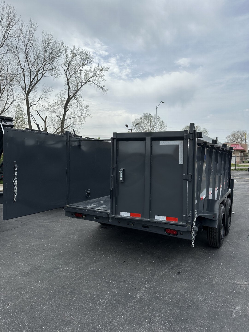 New 2025 Lamar Trailers 83" X 14' DT - 14K Gooseneck Telescopic Dump Trailer