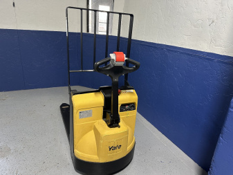 Used 2017 PALLET JACK YALE