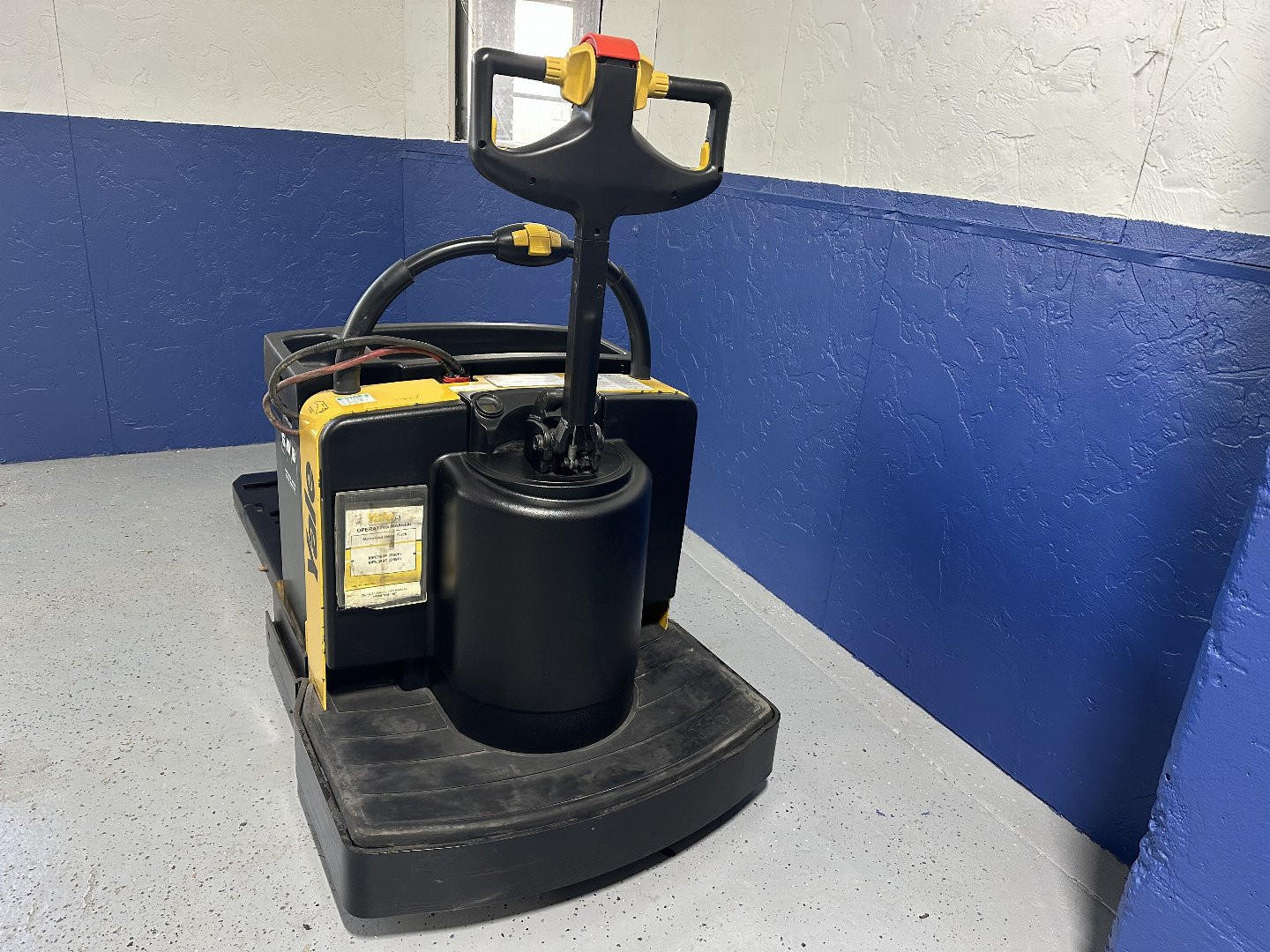 Used 2008 PALLET JACK YALE