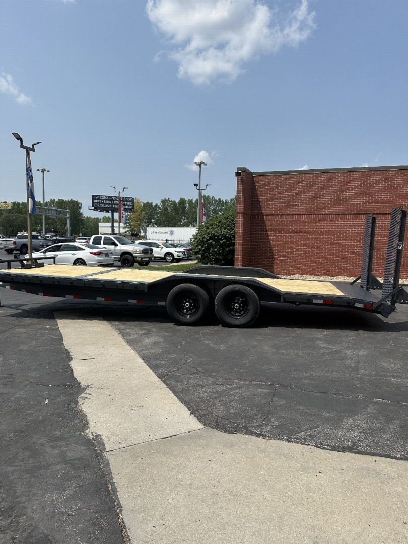 New 2025 Lamar Trailers 102"x24' H8-14k Equipment Hauler Trailer