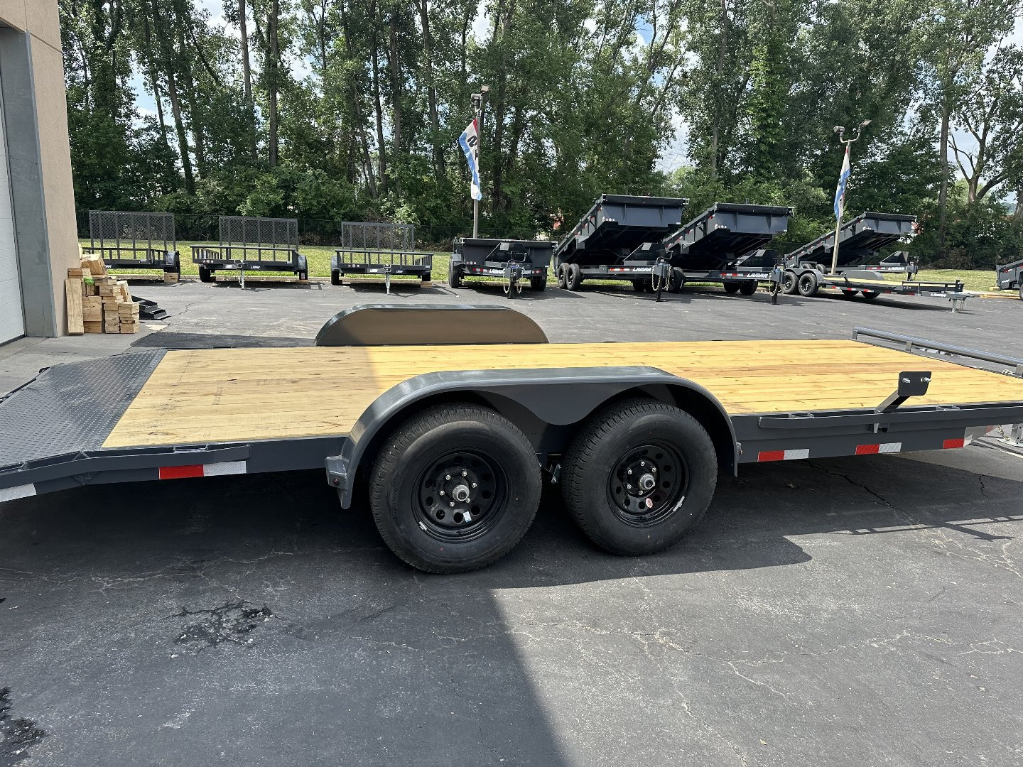 New 2024 Lamar Trailers 83" X 20' CC - 10K CARHAULER