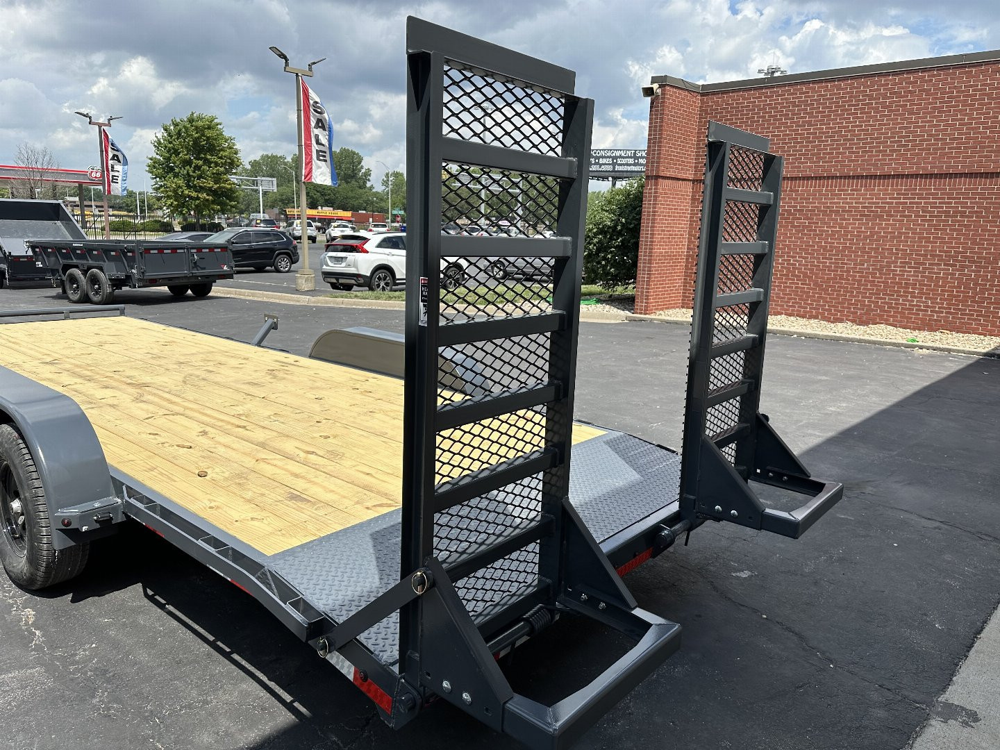 New 2024 Lamar Trailers 83" X 22' CC - 10K CARHAULER