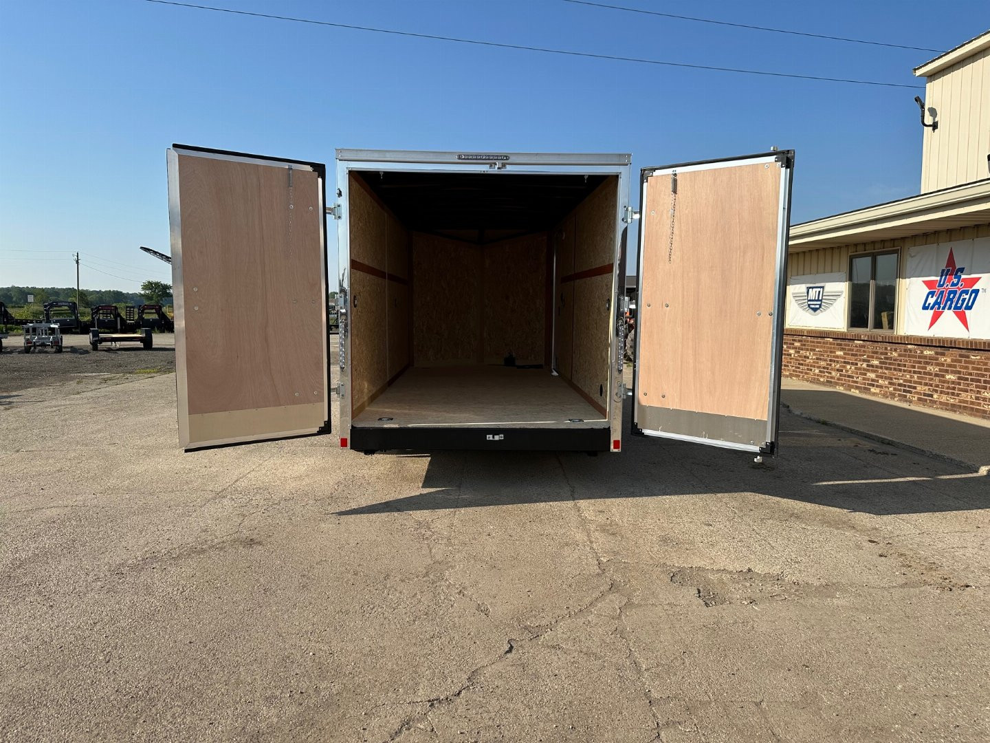 New 2025 US CARGO Scout 7x16 +6" V-Nose Barn Door w/Options Cargo / Enclosed Trailer