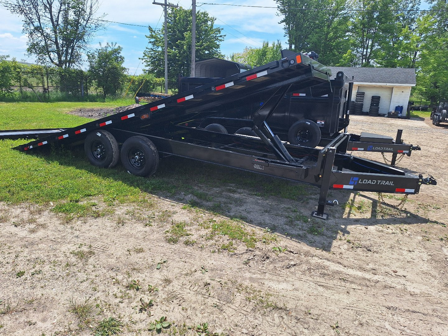 New 2025 Load Trail 102x22 Deck Over Power Tilt W/ Winch Don't Wait !!!!!!