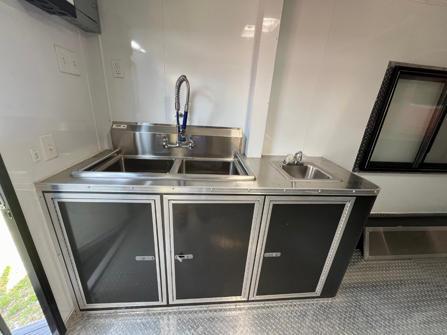 New 2022 Stealth Trailers Concession 8.5 x 18 Enclosed Trailer LOTS OF OPTIONS !!