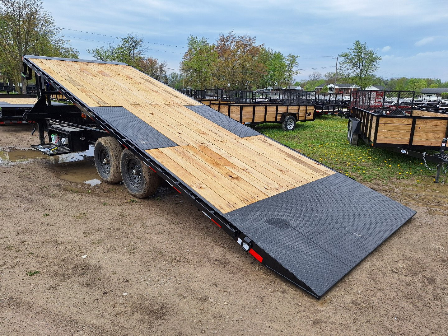 New 2025 Load Trail 102x26 Power Tilt Gooseneck Trailer Must GO !!!!!!