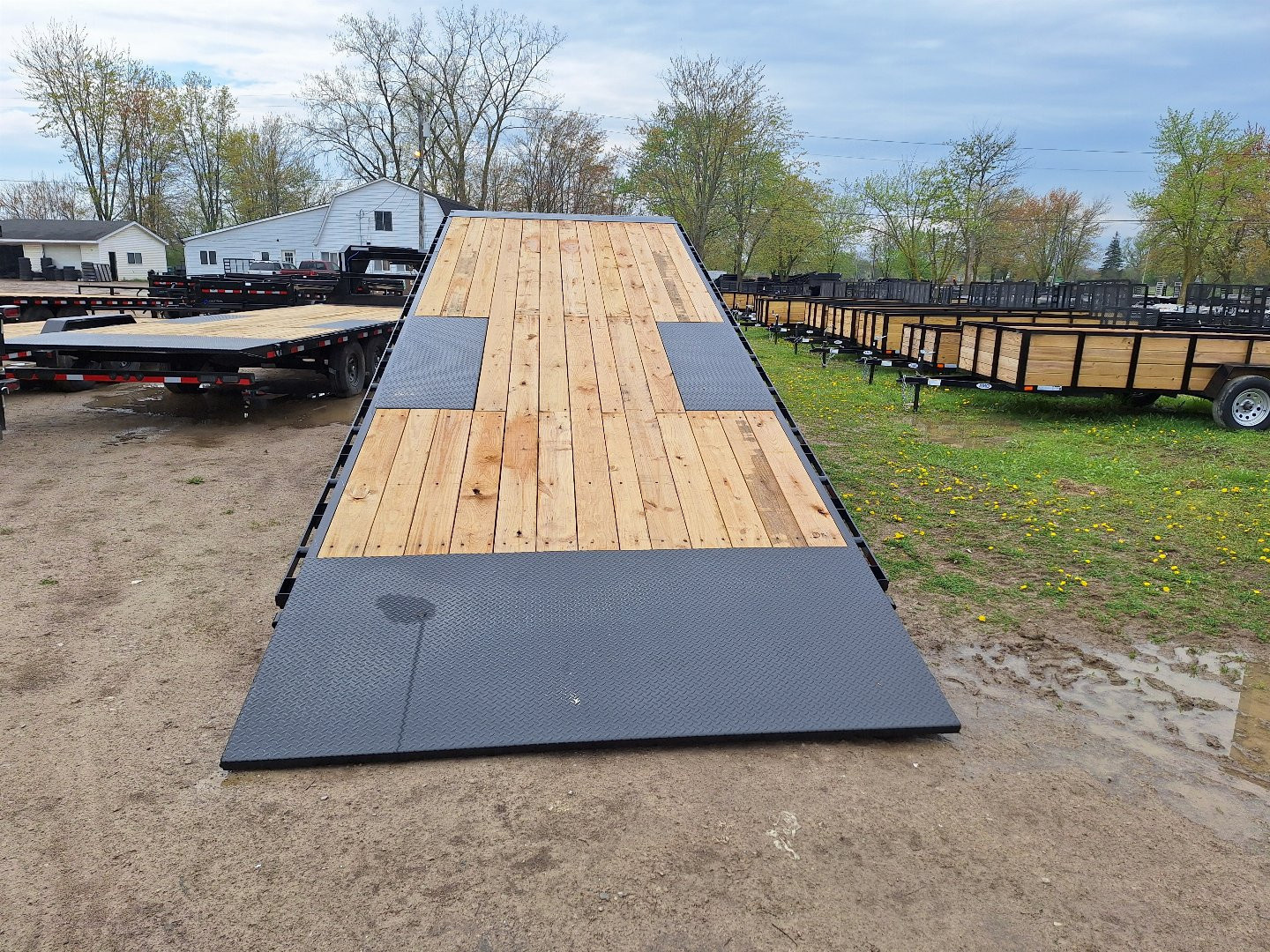 New 2025 Load Trail 102x26 Power Tilt Gooseneck Trailer Must GO !!!!!!