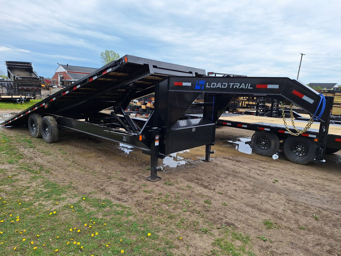 New 2025 Load Trail 102x26 Power Tilt Gooseneck Trailer Must GO !!!!!!