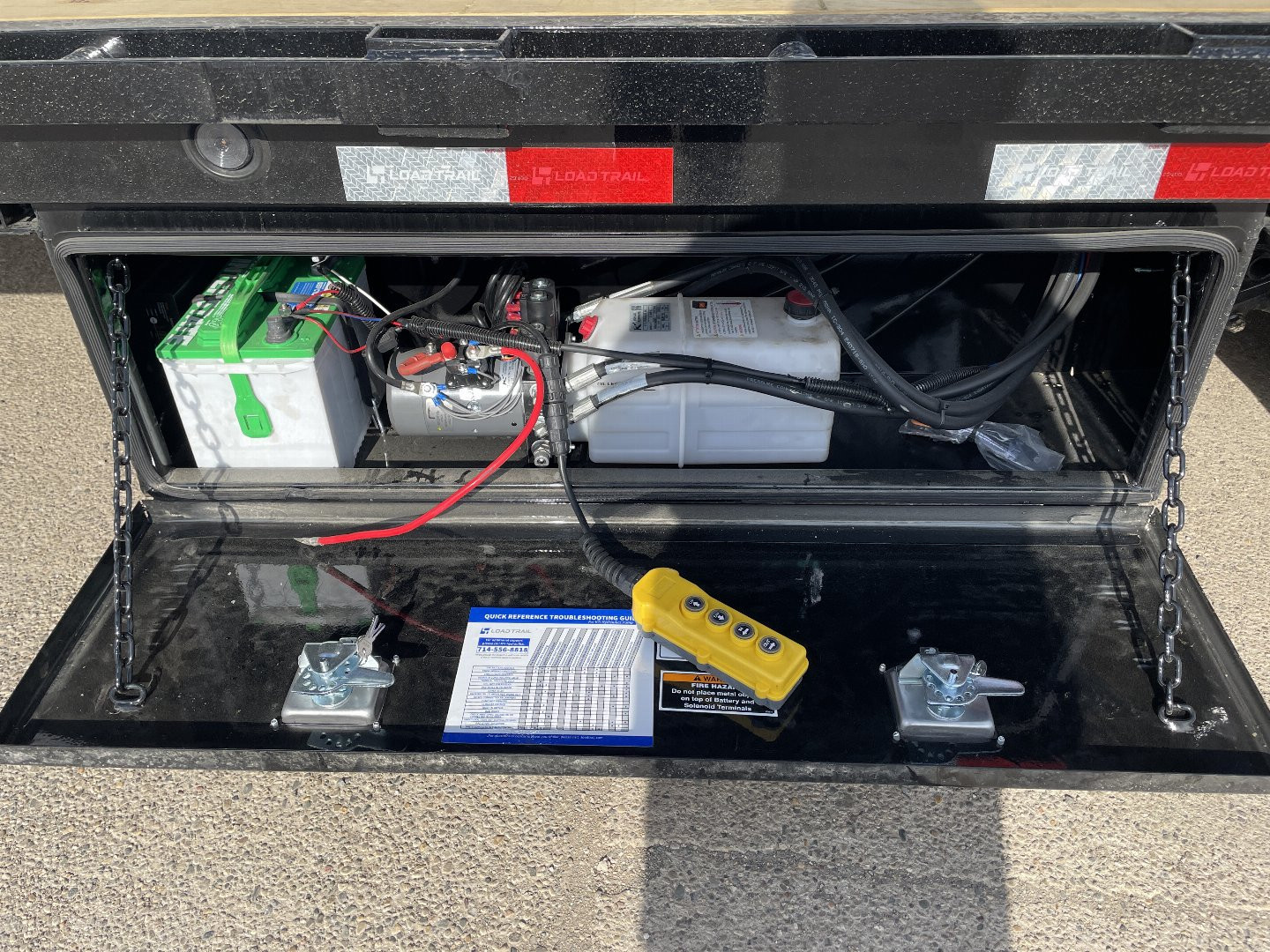 New 2025 Load Trail 102x34 26K Gooseneck Trailer w/9ft Hydraulic Dovetail & Hydraulic Jacks