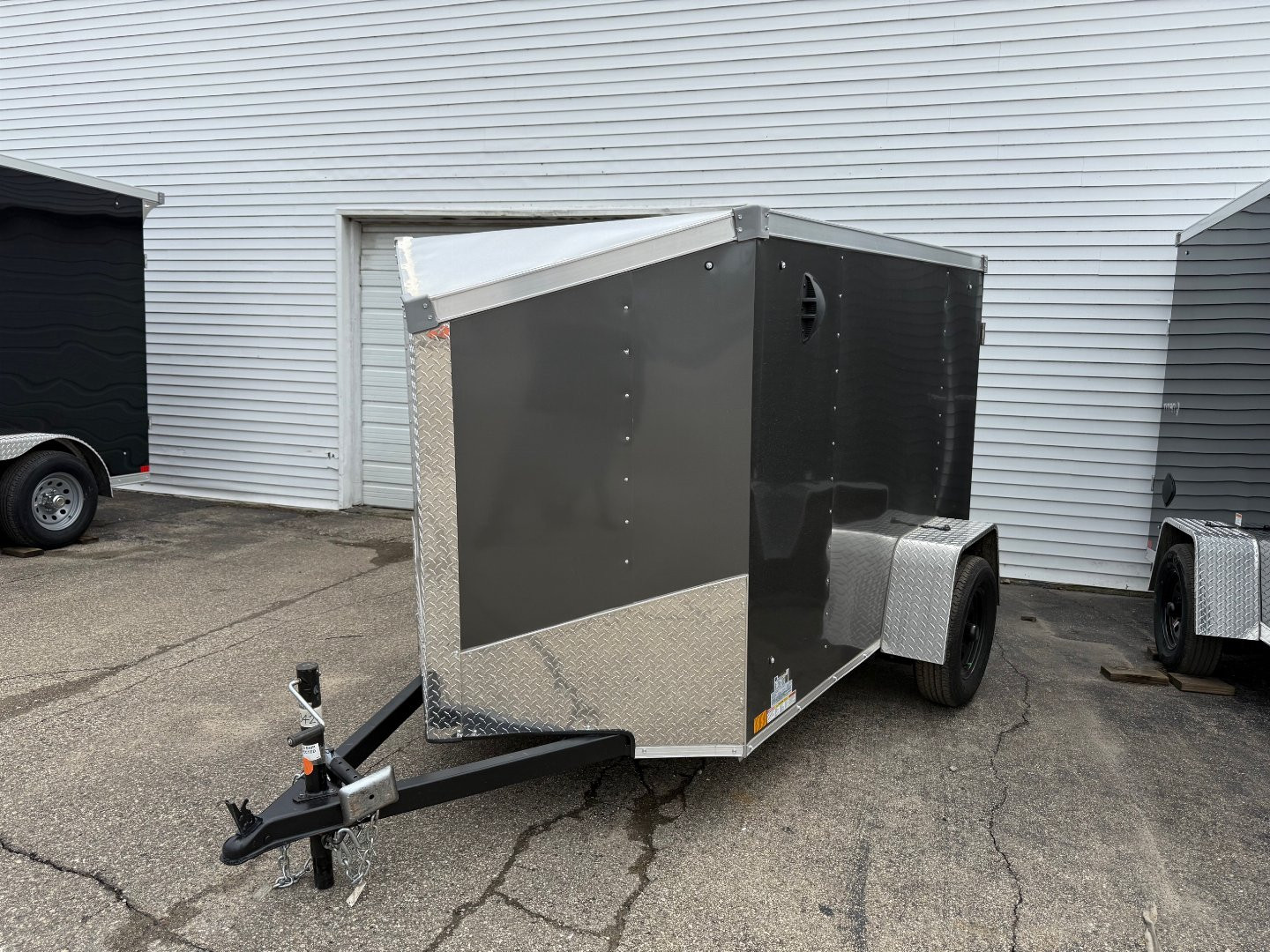 New 2025 Stealth 5 x 8 Enclosed Trailer w/ Ramp (Single) Cargo / Enclosed Trailer