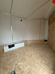 New 2025 LIGHTNING TRAILERS 7.5 x 29 4 Place All Aluminum Trailer with 7ft interior - Premium Package - END OF SEASON PRICE !!