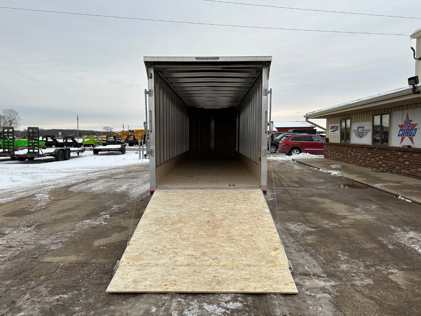 New 2025 Lightning Trailers 7x29 Aluminum 4-Place + 12 Snowmobile Trailer w/7ft Interior *OLD STOCK*