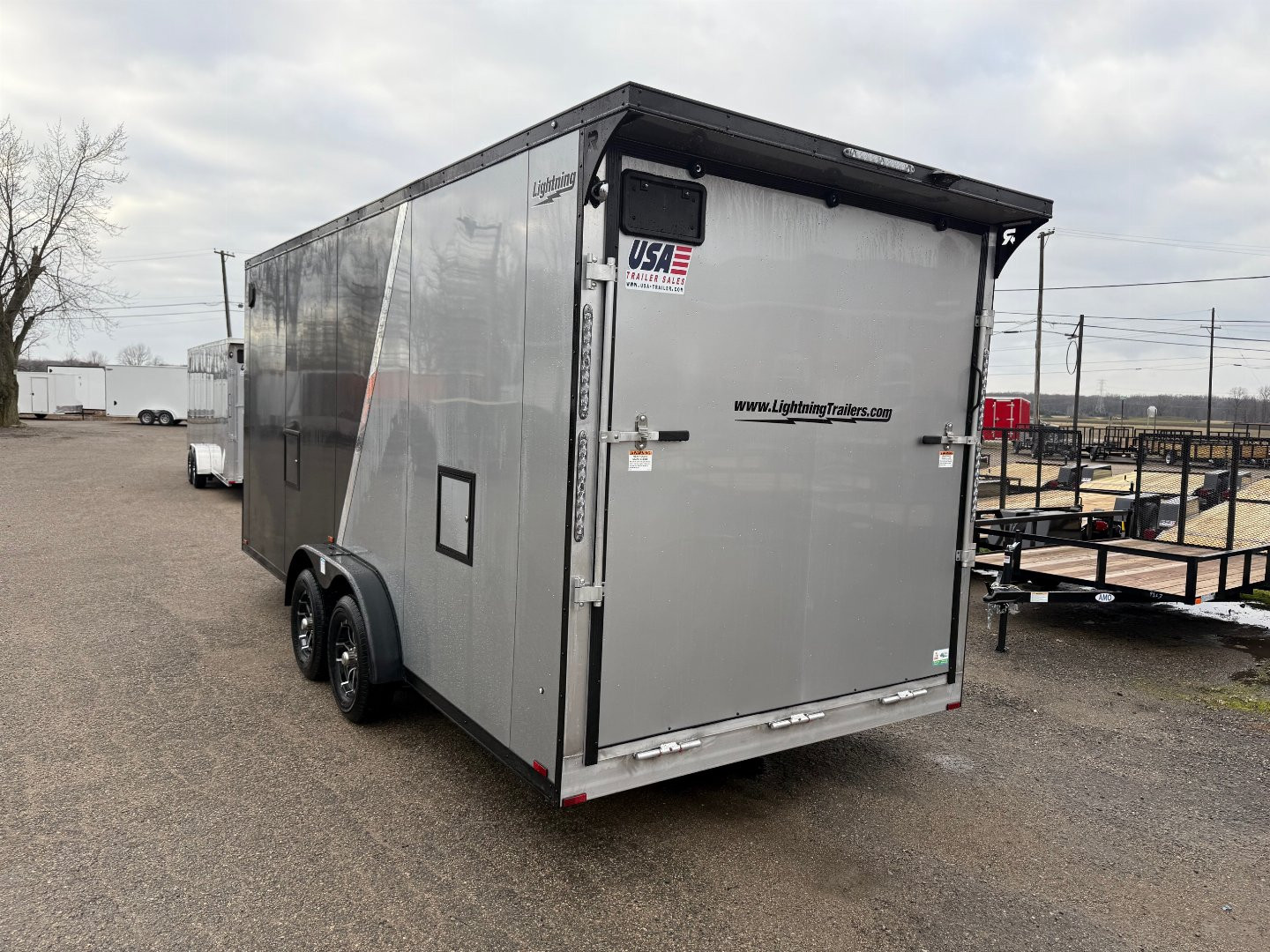 New 2025 LIGHTNING TRAILERS 7.5 x 23 - 3 Place All Aluminum Trailer with 7ft interior - Premium Package
