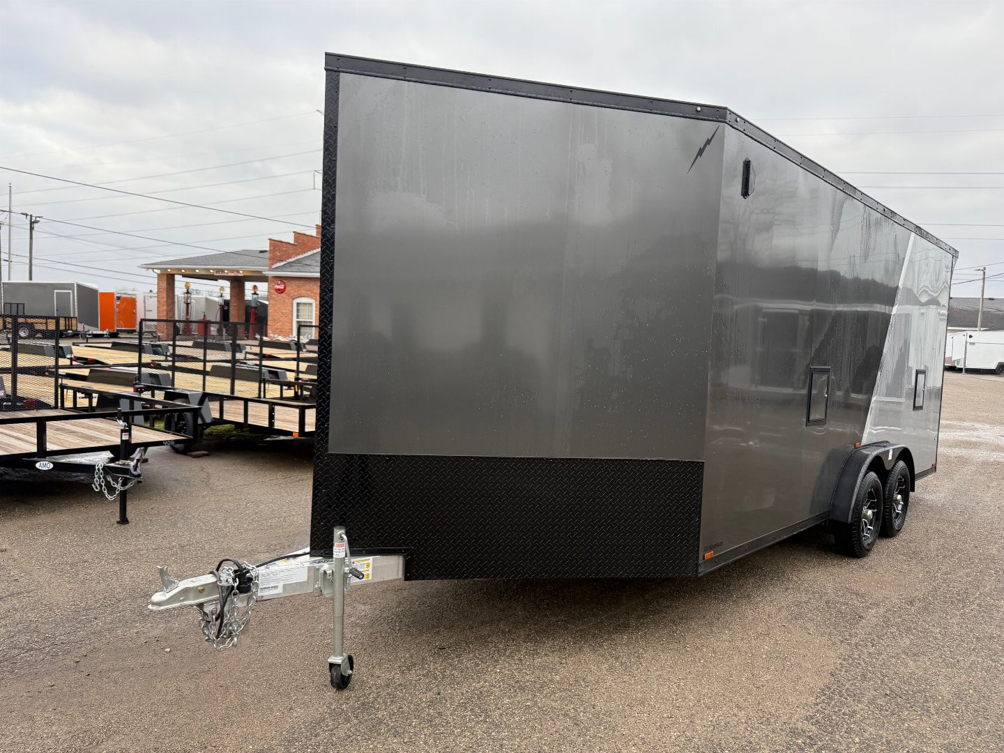 New 2025 LIGHTNING TRAILERS 7.5 x 23 - 3 Place All Aluminum Trailer with 7ft interior - Premium Package