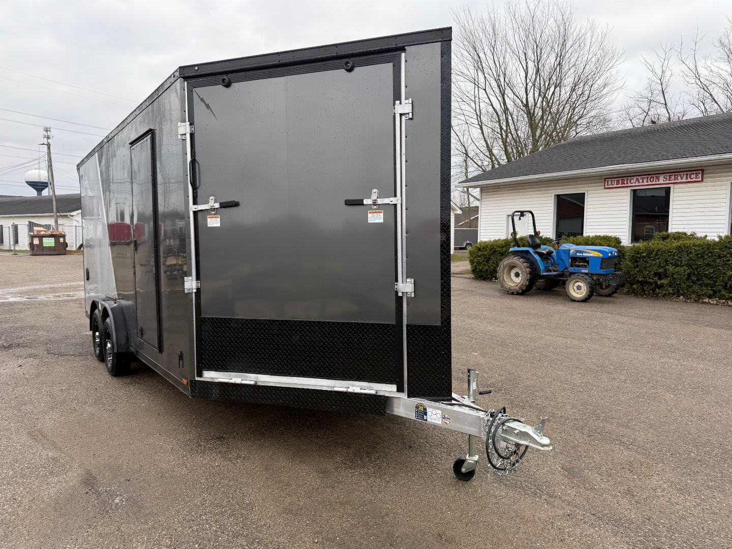 New 2025 LIGHTNING TRAILERS 7.5 x 23 - 3 Place All Aluminum Trailer with 7ft interior - Premium Package