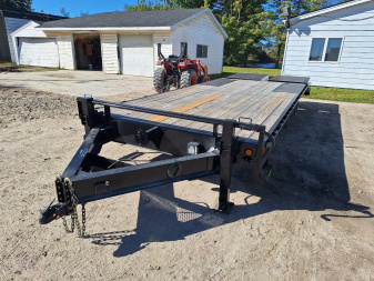 Used 2022 Pre Owned Load Trail 102 x24' Deckover Trailer