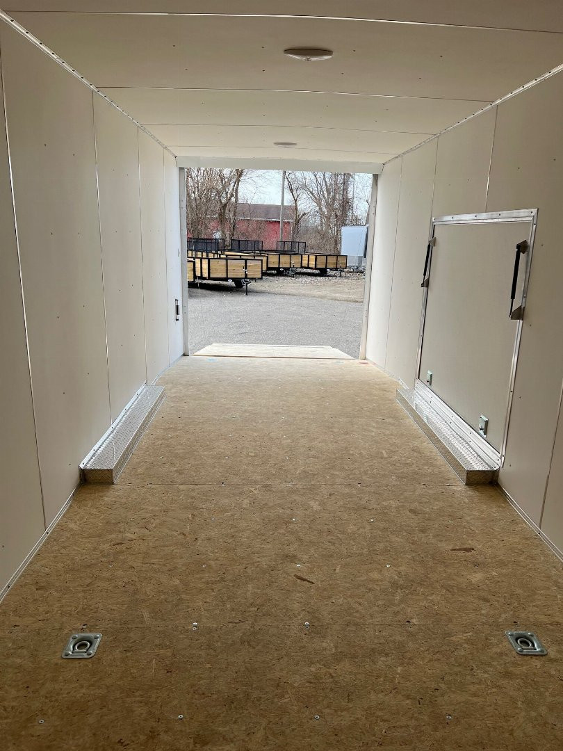 New 2024 LIGHTNING TRAILERS 8.5 X 28 10K GVW LIGHTING ALL ALUMINUM Enclosed CAR HAULER Trailer with Escape Door Cargo / Enclosed Trailer