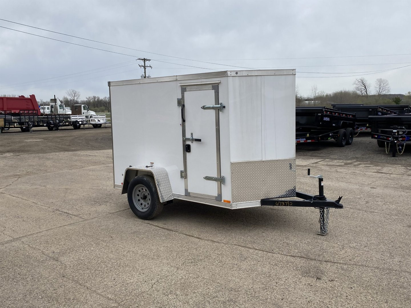 New 2024 MTI TRAILERS MDLX 5x8 V-Nose Ramp Door +6" Cargo / Enclosed Trailer