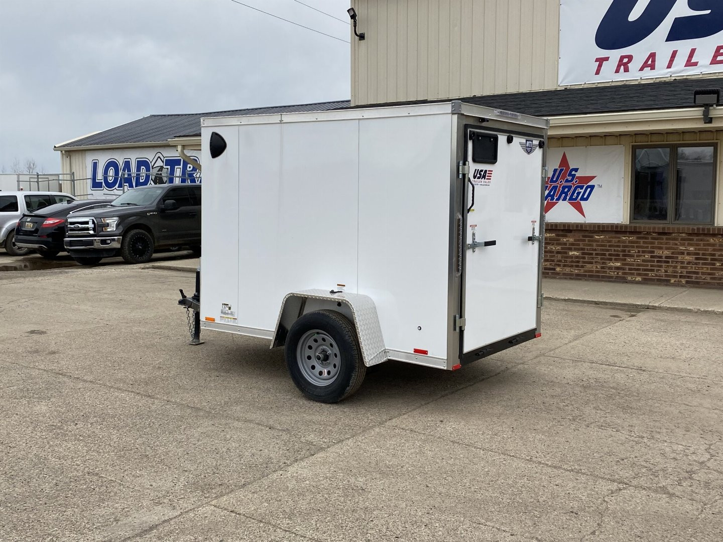 New 2024 MTI TRAILERS MDLX 5x8 V-Nose Ramp Door +6" Cargo / Enclosed Trailer