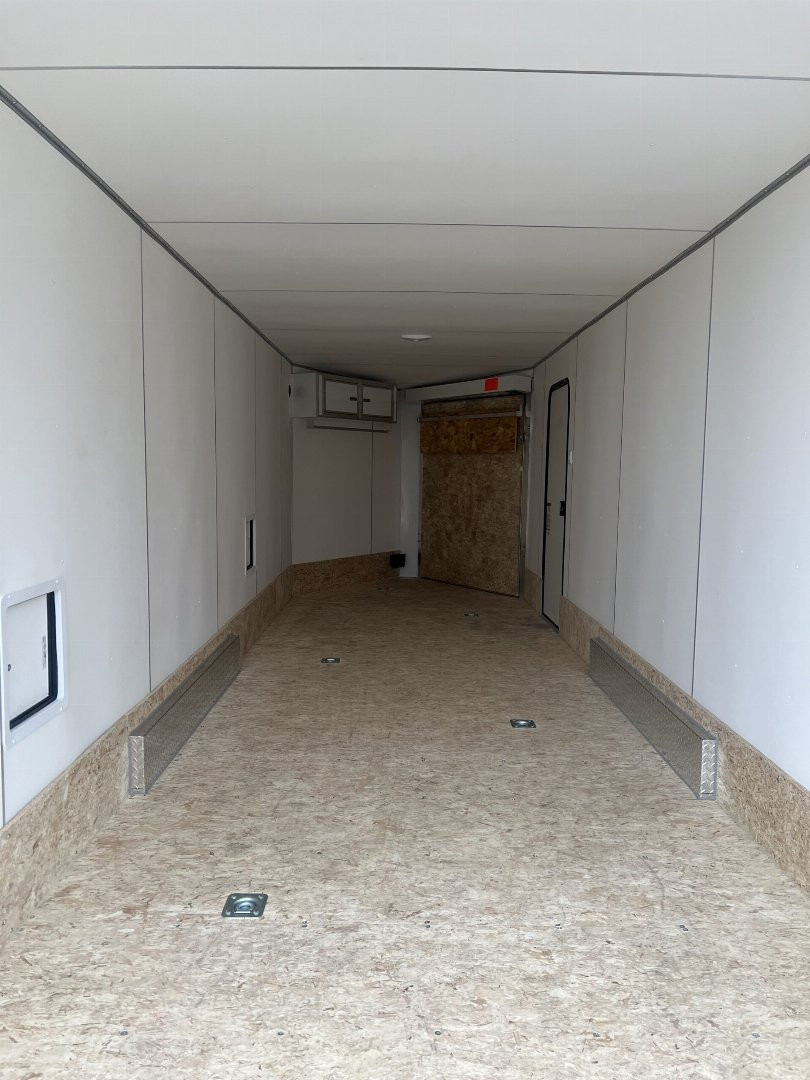 New 2024 LIGHTNING TRAILERS 7.5 x 27 4 Place Snowmobile Trailer with 7ft Interior height - Premium package